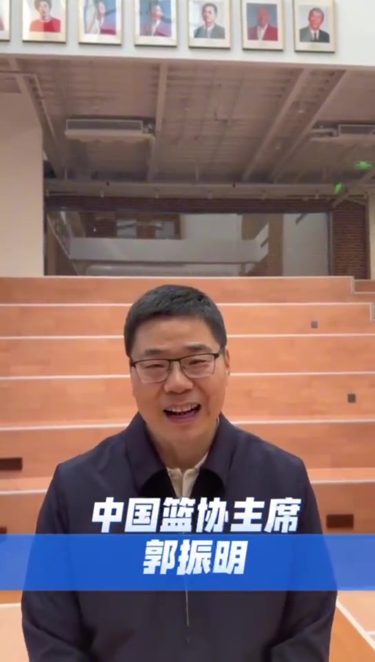 排面!篮协主席、中国女篮成员&名宿、媒体人等祝李月汝生日快乐