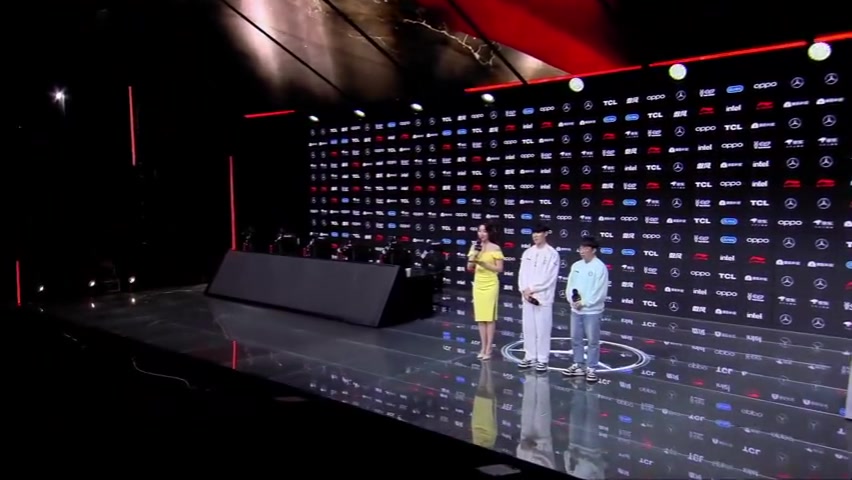 TheShy采访:我的豹女一般在打后排英雄 我失误有点多 对不起